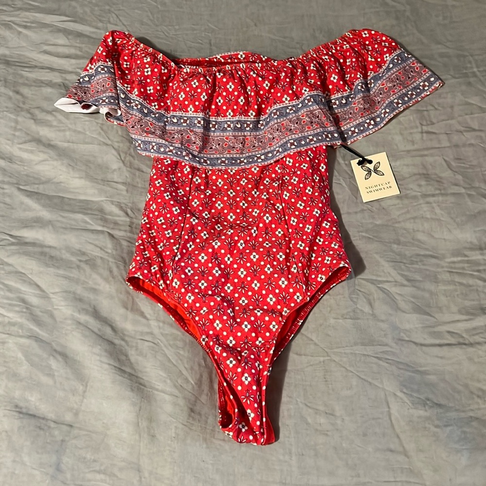 NWT Nightcap bathing suit